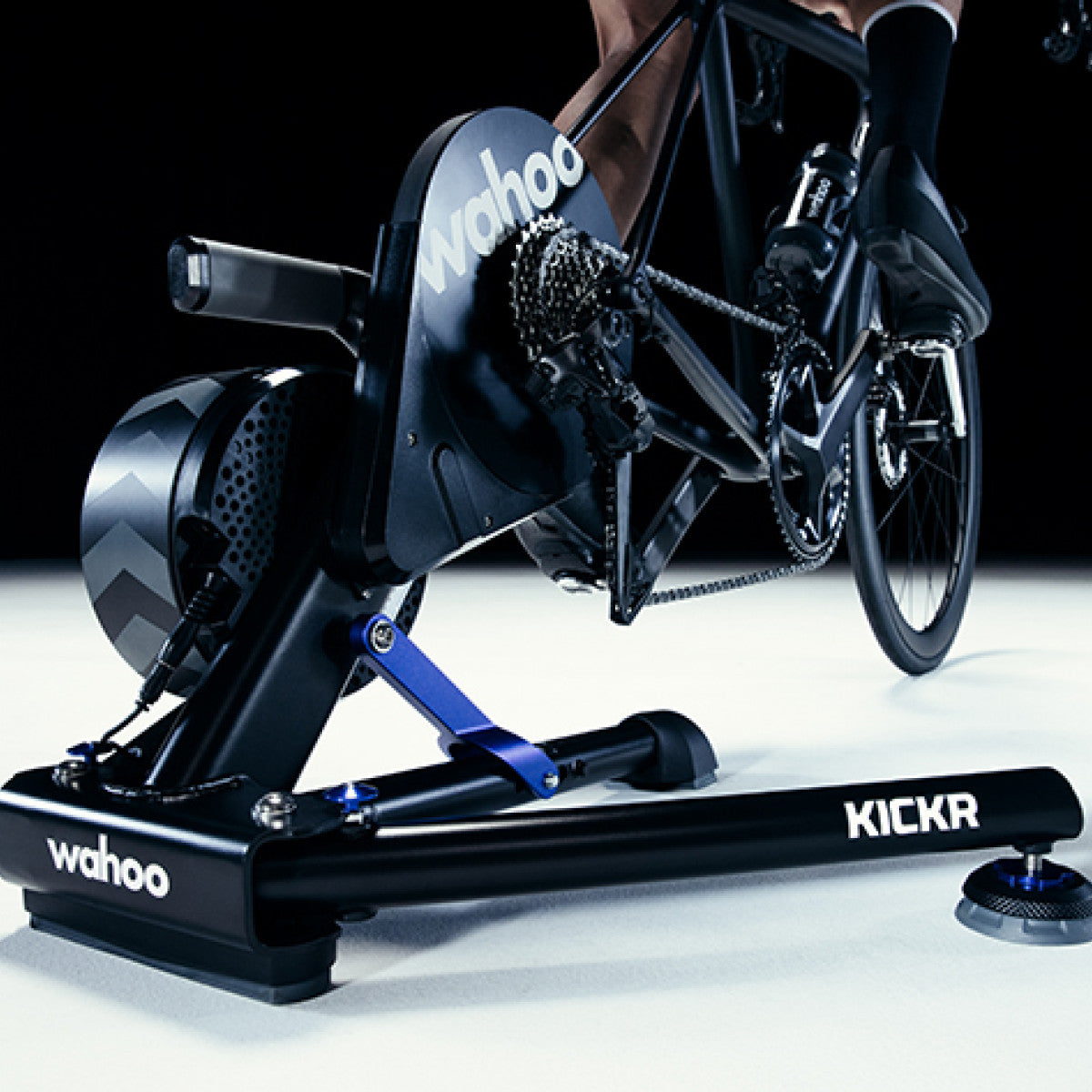 Wahoo NEW KICKR V6 Smart Bike Trainer